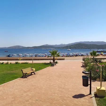 Holiday home Centro Vacanze Isuledda 220s Arzachena