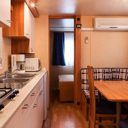 Centro Vacanze Isuledda 220s
