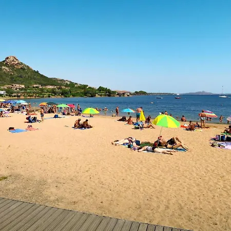 Centro Vacanze Isuledda 220s * Arzachena